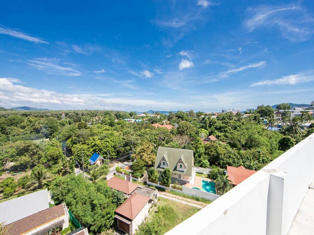 Grand Nai Harn Suites Rawai Exteriör bild
