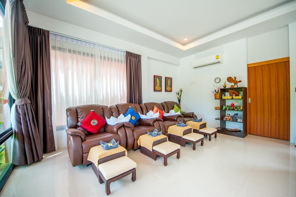 Grand Nai Harn Suites Rawai Exteriör bild