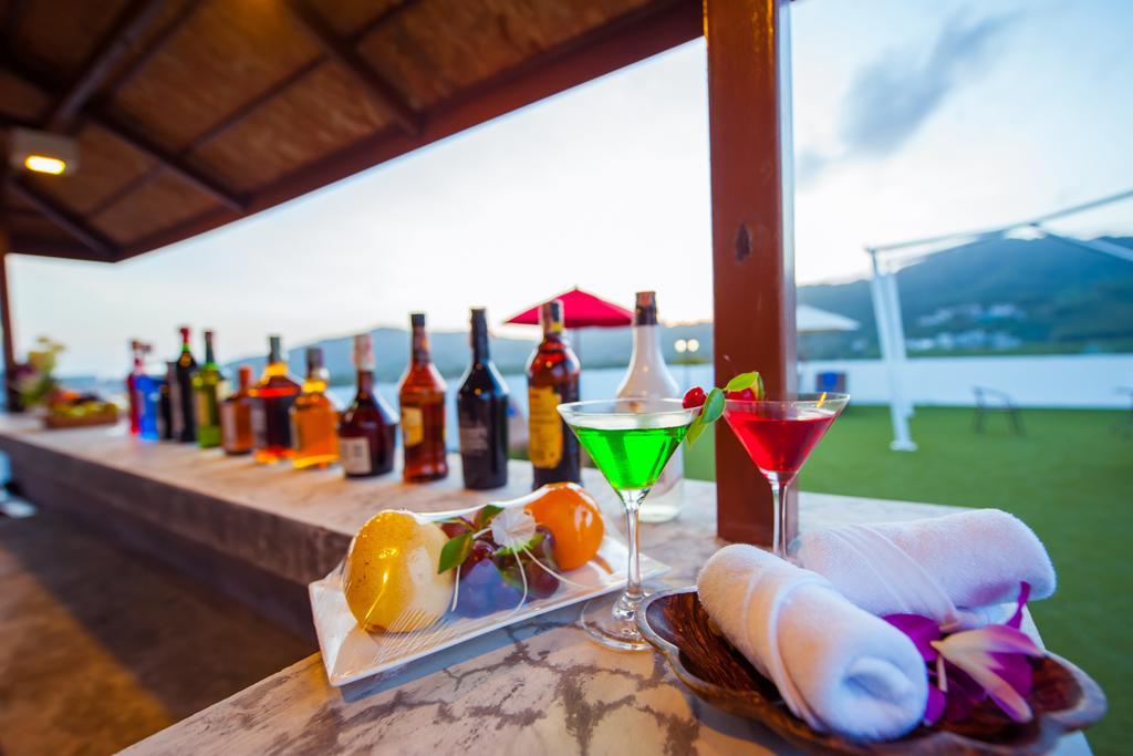 Grand Nai Harn Suites Rawai Exteriör bild